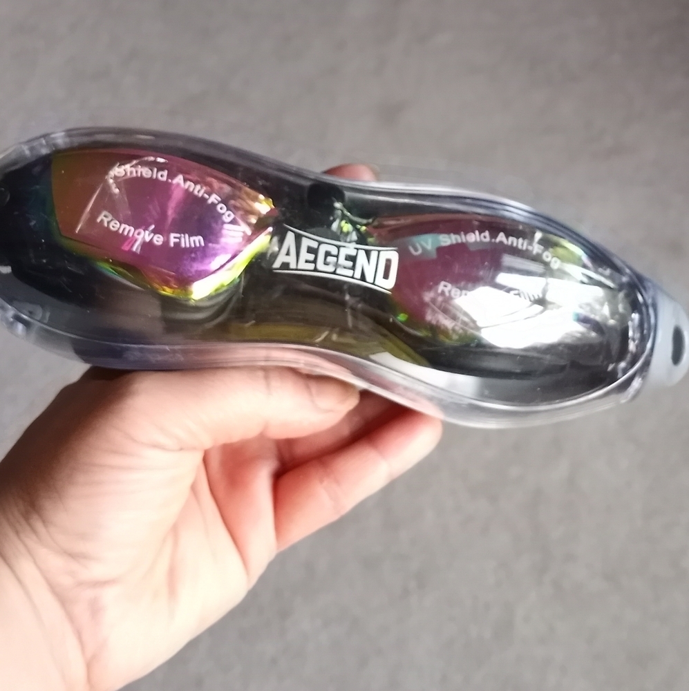 Aegend swimming goggles  pink color